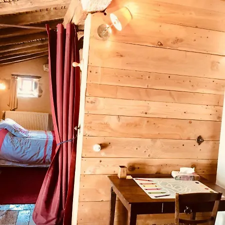 Gite Saint-nicolas Holiday home *